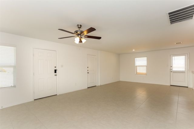 2960 Wallace Wells Court, Crandall, TX 75114