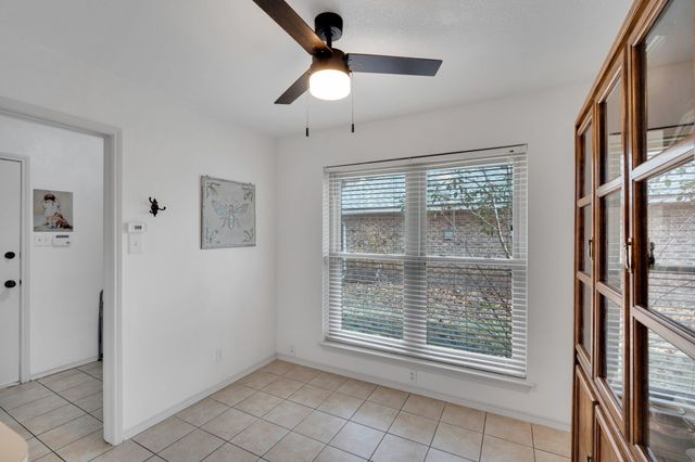 202 Morene Avenue, Waxahachie, TX 75165