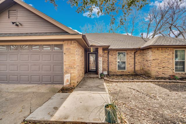 202 Morene Avenue, Waxahachie, TX 75165