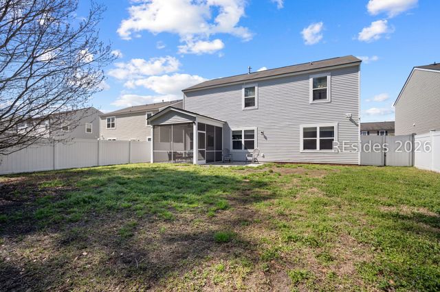 10 Coosawhatchie Way, Beaufort, SC 29906