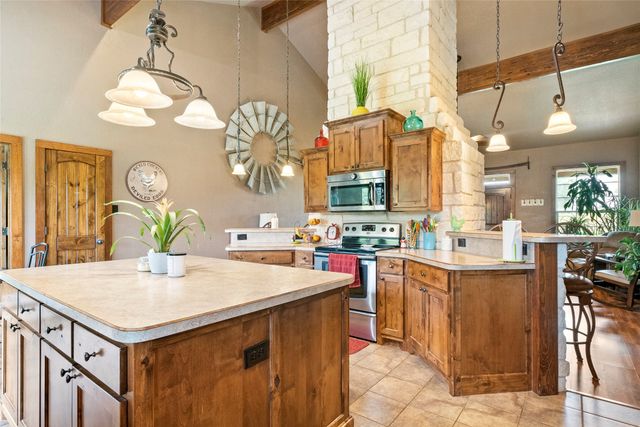 1200 Soda Springs Road, Millsap, TX 76066