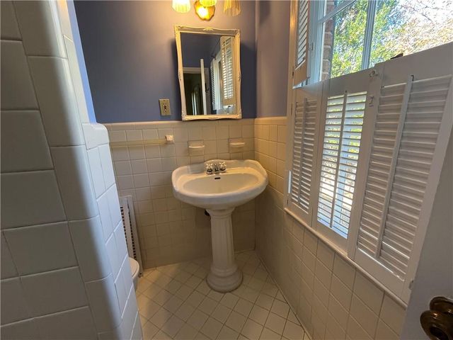 3512 Paces NW Place, Atlanta, GA 30327