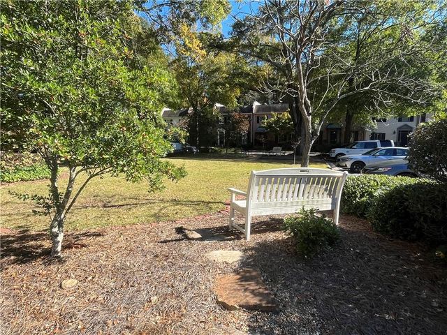 3512 Paces NW Place, Atlanta, GA 30327