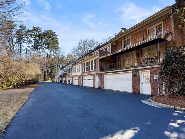 3512 Paces NW Place, Atlanta, GA 30327