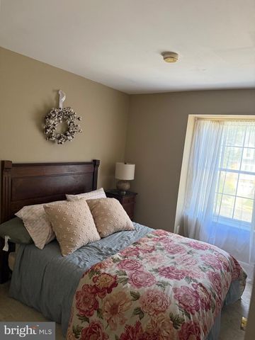 8603 ROCKY GAP CT, Lorton, VA 22079