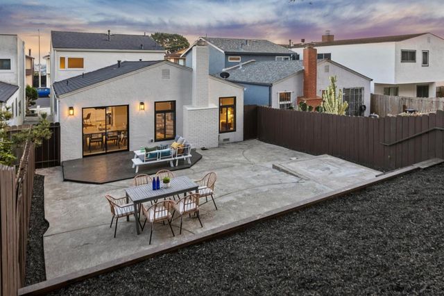 550 Verducci Drive, Daly City, CA 94015