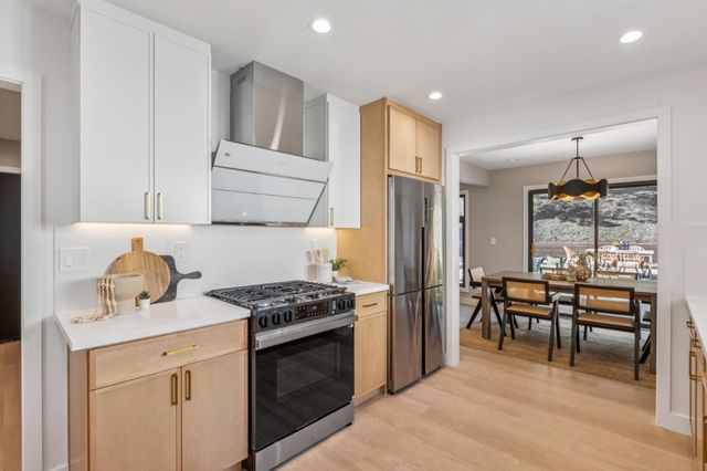 550 Verducci Drive, Daly City, CA 94015