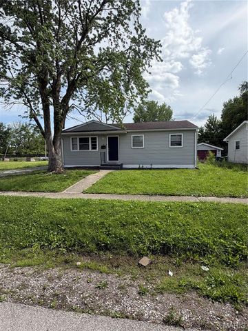 28 School Street, Cahokia, IL 62206