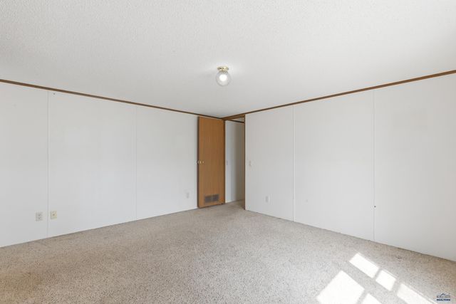 713 SHARLOW DR, Rapid City, SD 57701