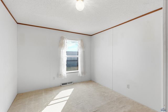 713 SHARLOW DR, Rapid City, SD 57701