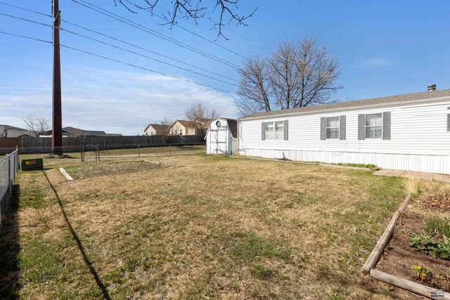 713 SHARLOW DR, Rapid City, SD 57701