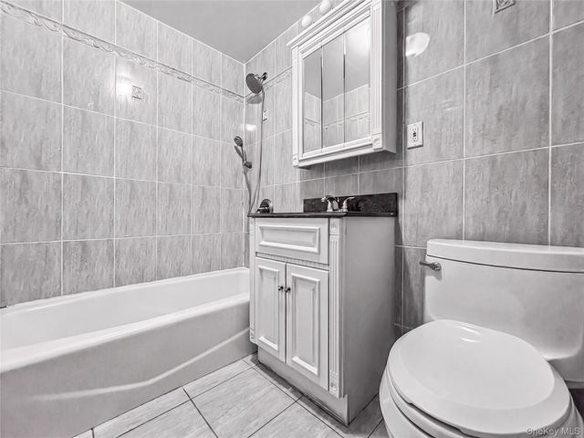 339 Avenue P 6B, Brooklyn, NY 11204