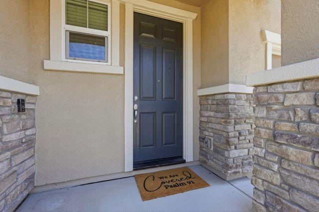 5362 Seal Beach Way, Sacramento, CA 95835