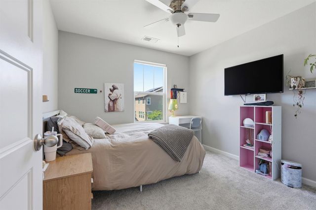 5362 Seal Beach Way, Sacramento, CA 95835