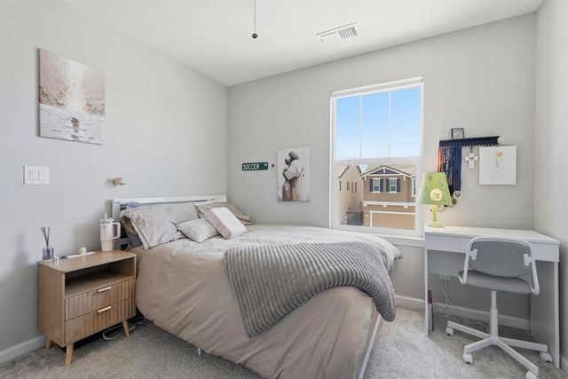 5362 Seal Beach Way, Sacramento, CA 95835