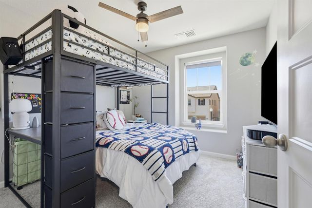 5362 Seal Beach Way, Sacramento, CA 95835