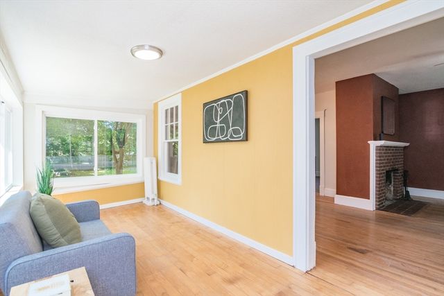 2306 Wilbraham Rd, Springfield, MA 01129
