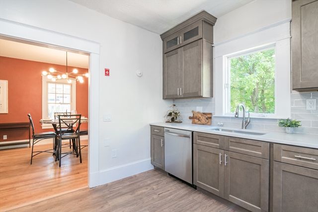 2306 Wilbraham Rd, Springfield, MA 01129