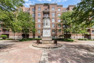 787 Graceland Avenue 604B, Des Plaines, IL 60016