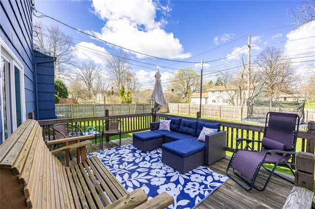 21 Hartwood Drive, Henrietta, NY 14623