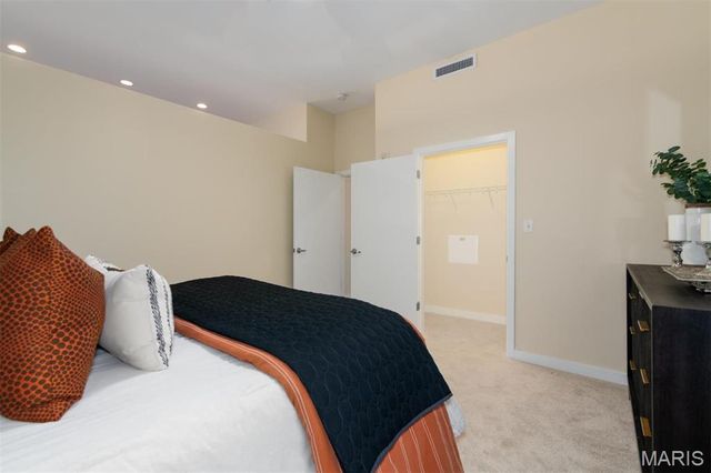 9 N Euclid Avenue 610, St Louis, MO 63108