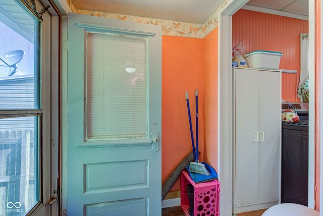 238 S 5th Avenue, Beech Grove, IN 46107
