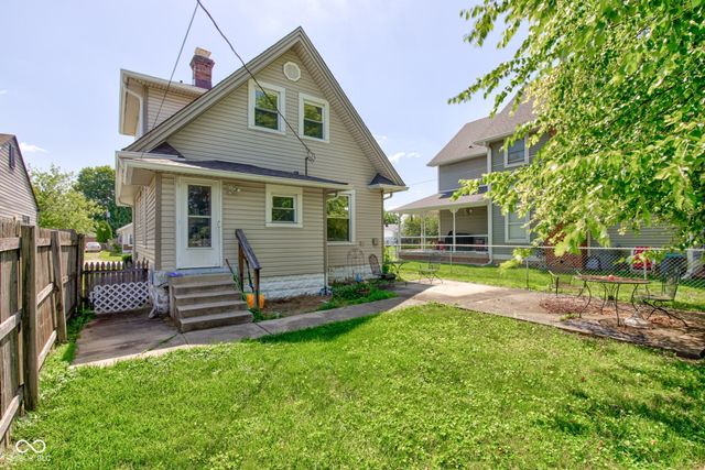 238 S 5th Avenue, Beech Grove, IN 46107