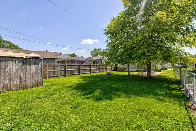 238 S 5th Avenue, Beech Grove, IN 46107