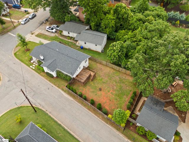 2 Elm Street, Greenville, SC 29605