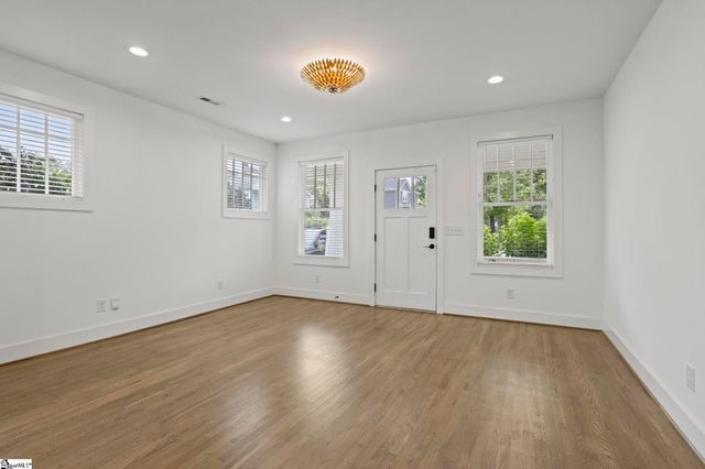 2 Elm Street, Greenville, SC 29605
