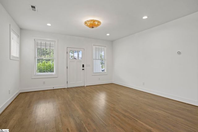 2 Elm Street, Greenville, SC 29605