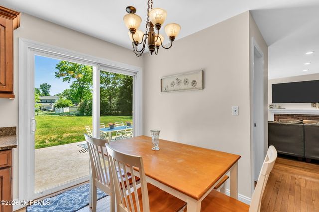 3 Beacon Drive, Howell, NJ 07731