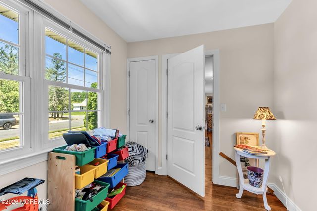 3 Beacon Drive, Howell, NJ 07731
