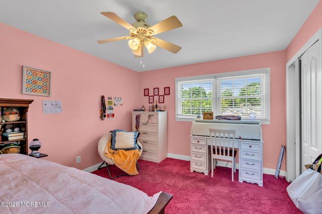 3 Beacon Drive, Howell, NJ 07731