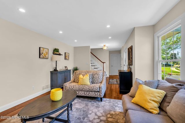 3 Beacon Drive, Howell, NJ 07731