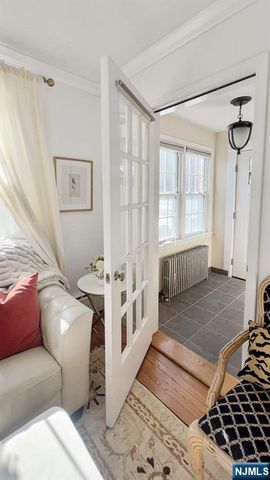 40 Orangeburgh Road, Old Tappan, NJ 07675