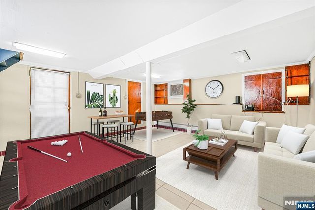 40 Orangeburgh Road, Old Tappan, NJ 07675