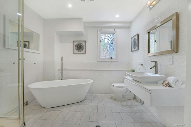 45 Sprain Valley Road, Scarsdale, NY 10583