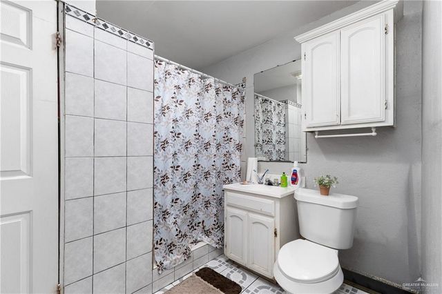 229 Arroyo Avenue, Santa Rosa, TX 78593