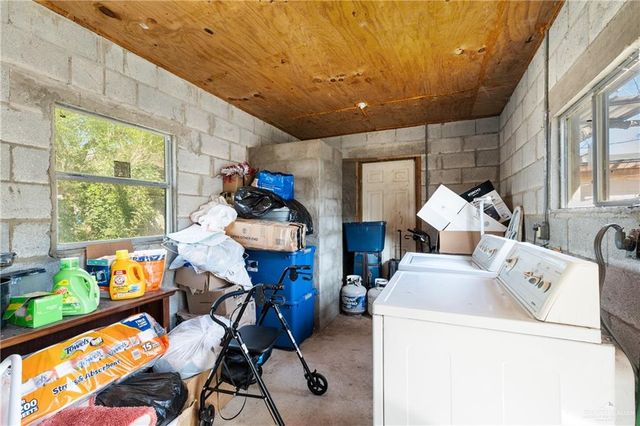 229 Arroyo Avenue, Santa Rosa, TX 78593