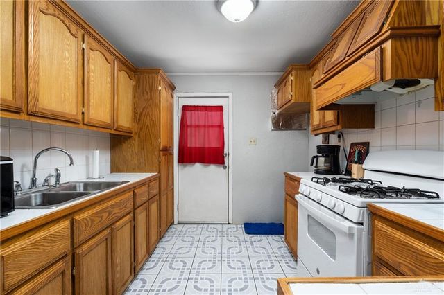 229 Arroyo Avenue, Santa Rosa, TX 78593