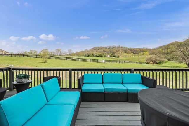 9116 Barred Owl Dr, Franklin, TN 37067