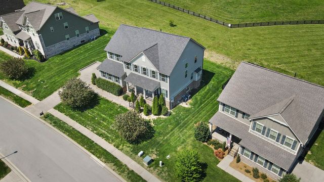 9116 Barred Owl Dr, Franklin, TN 37067