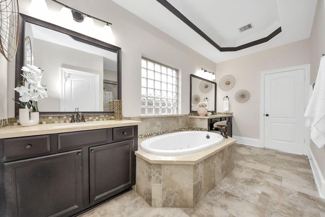 9815 Patricia Haven Lane, Humble, TX 77396