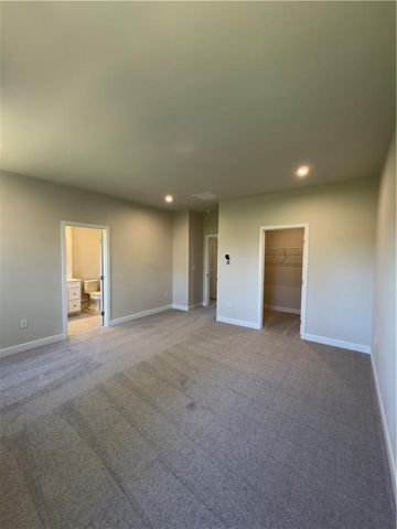 942 Sugar Vista Circle, Sugar Hill, GA 30518
