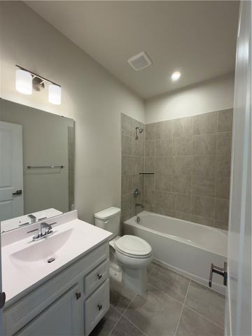 942 Sugar Vista Circle, Sugar Hill, GA 30518