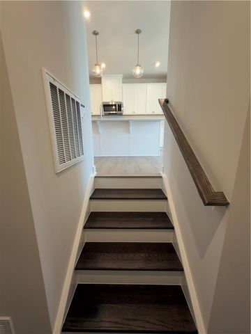942 Sugar Vista Circle, Sugar Hill, GA 30518