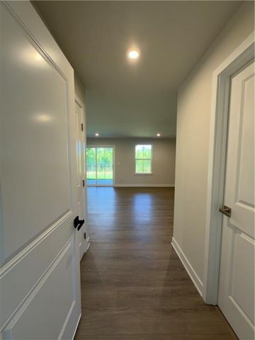 942 Sugar Vista Circle, Sugar Hill, GA 30518