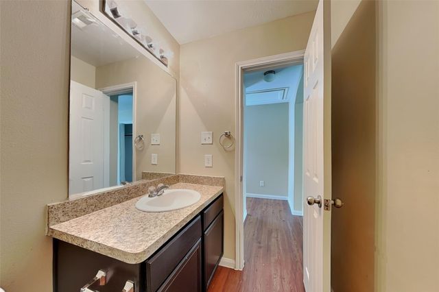 15442 Bammel Fields Court, Houston, TX 77014