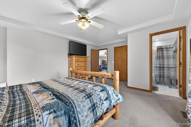 2927 N Blacks Corners Road, Imlay City, MI 48444